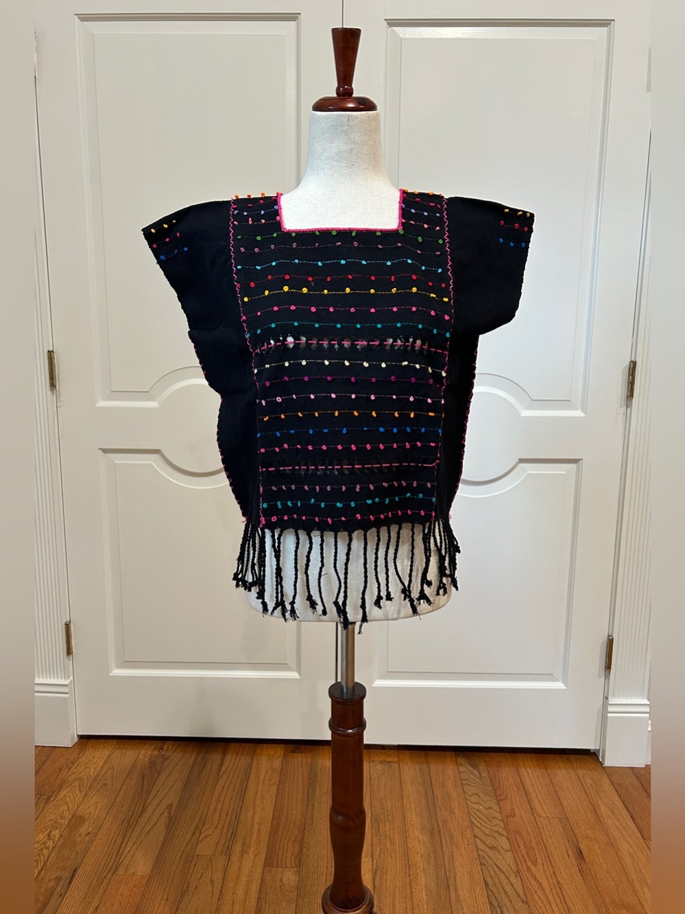 Handwoven Chiapas huipil Blouse. 100 % handmade 0n a backstrap loom.